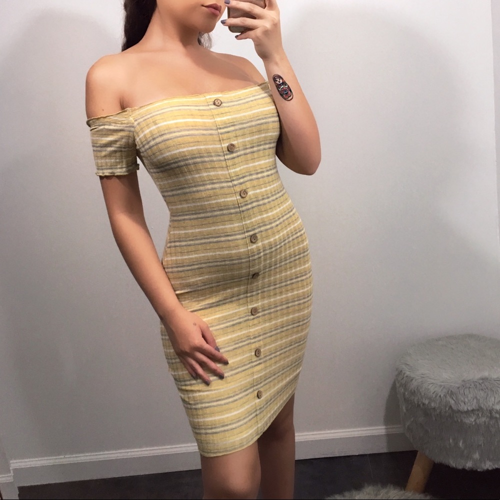 ONE LEFT Alena Plaid Mini Dress - Picture 2 of 5
